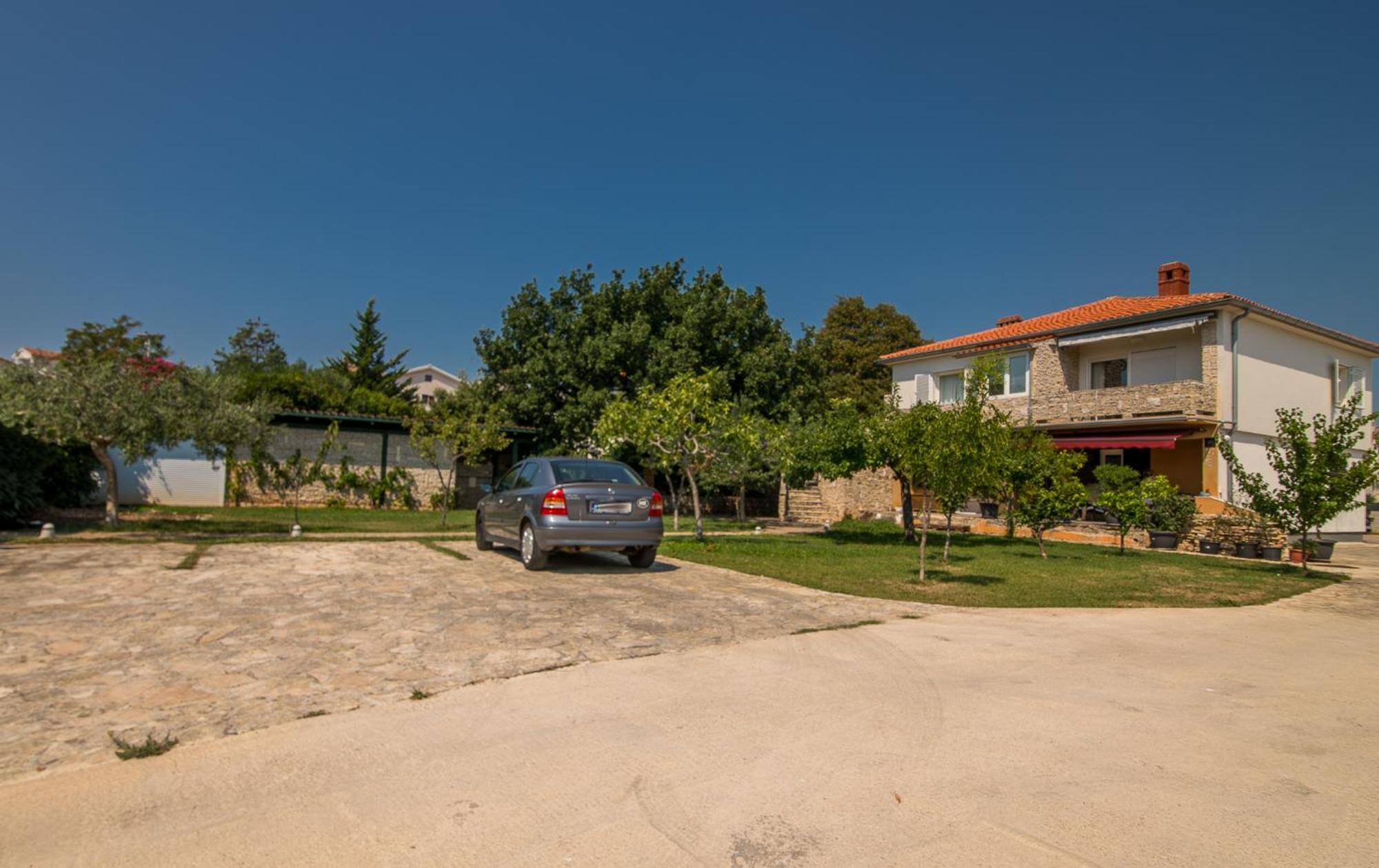 Apartments Stella & Luna Krk Town Exterior photo